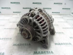 Gebruikte Dynamo Renault Twingo (C06) 1.2 Prijs € 50,00 Margeregeling aangeboden door Maresia Parts