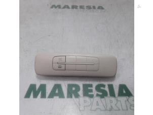 Gebruikte Schakelaar Fiat 500 (312) 1.2 69 Prijs € 25,00 Margeregeling aangeboden door Maresia Parts