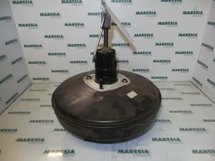 Gebruikte Rembol Renault Scénic II (JM) 1.6 16V Prijs € 40,00 Margeregeling aangeboden door Maresia Parts