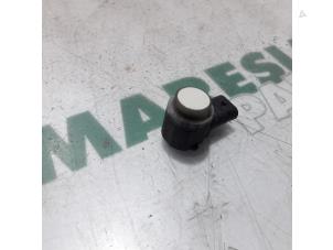 Gebruikte PDC Sensor Alfa Romeo MiTo (955) 1.3 JTDm 16V Prijs € 19,50 Margeregeling aangeboden door Maresia Parts