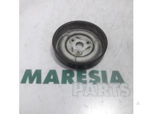Gebruikte Waterpomp Peugeot 308 (4A/C) 1.6 VTI 16V Prijs € 25,00 Margeregeling aangeboden door Maresia Parts