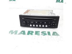 Gebruikte Radio CD Speler Fiat Scudo (270) 2.0 D Multijet Prijs € 90,75 Inclusief btw aangeboden door Maresia Parts