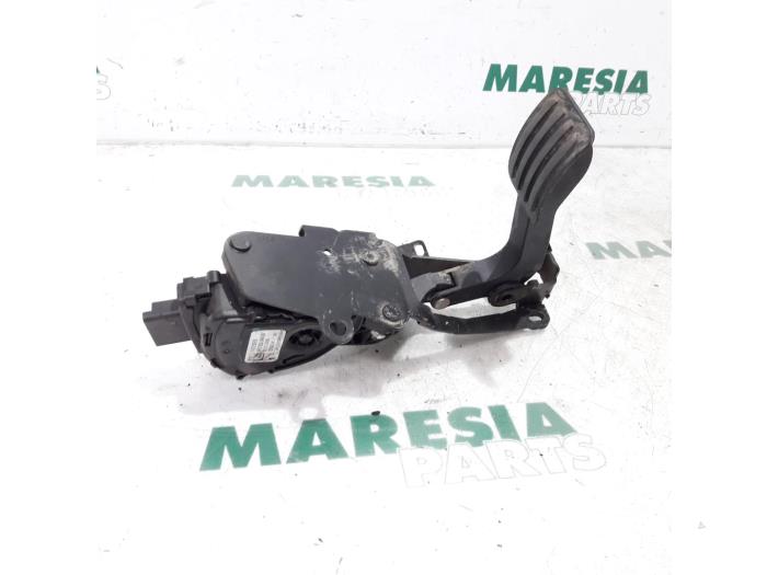 Gebruikte Sensor Gaspedaalpositie Fiat Scudo (270) 2.0 D Multijet Prijs € 72,60 Inclusief btw aangeboden door Maresia Parts