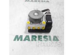Gebruikte ABS Pomp Citroen C3 (SC) 1.0 Vti 68 12V Prijs € 119,95 Margeregeling aangeboden door Maresia Parts