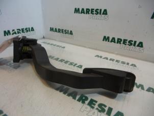 Gebruikte Gaspedaalpositie Sensor Peugeot 206 (2A/C/H/J/S) 1.4 HDi Prijs € 35,00 Margeregeling aangeboden door Maresia Parts