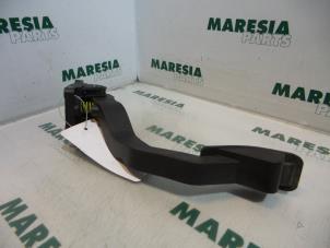Gebruikte Gaspedaalpositie Sensor Peugeot 206 (2A/C/H/J/S) 1.4 HDi Prijs € 35,00 Margeregeling aangeboden door Maresia Parts