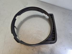 Gebruikte Grille Volkswagen Golf I (17) 1.1 Prijs € 10,00 Margeregeling aangeboden door Auto- en demontagebedrijf Eindewege