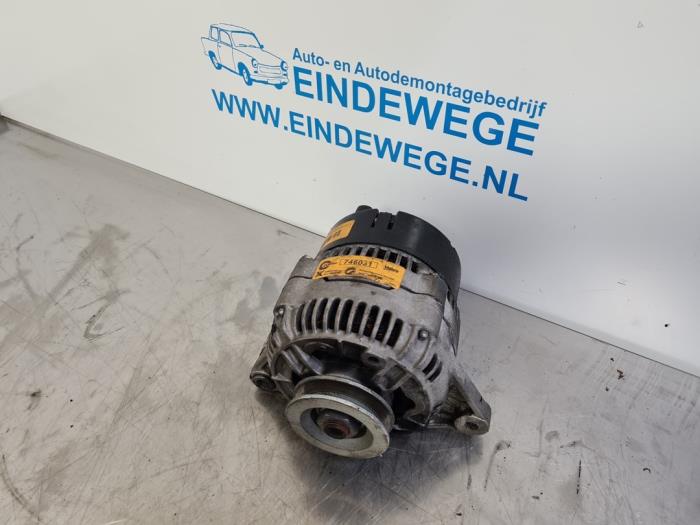 Gebruikte Alternator Peugeot 106 II 1.0 Prijs € 40,00 Margeregeling aangeboden door Auto- en demontagebedrijf Eindewege