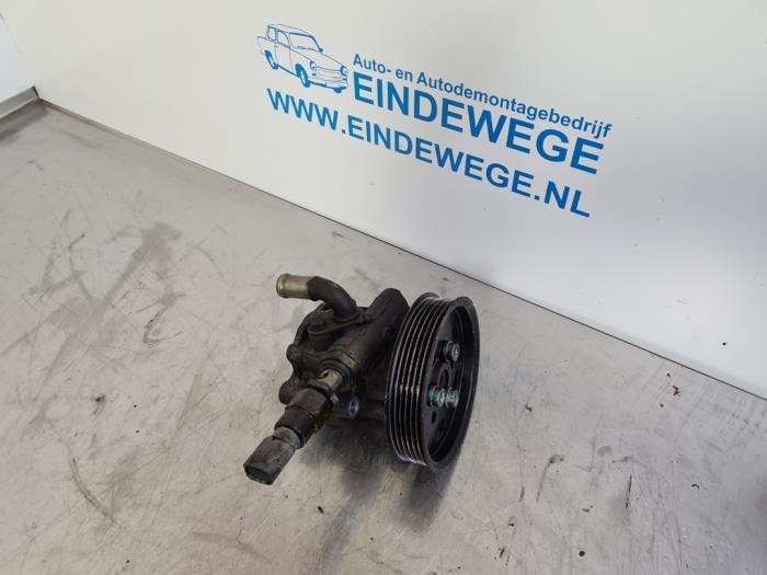 Gebruikte Servopomp Seat Leon (1M1) 1.8 20V Turbo Prijs € 40,00 Margeregeling aangeboden door Auto- en demontagebedrijf Eindewege