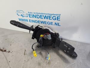 Gebruikte Licht + Raw Schakelaar Renault Laguna II (BG) 1.8 16V Prijs € 40,00 Margeregeling aangeboden door Auto- en demontagebedrijf Eindewege