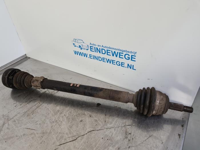 Gebruikte Steekas rechts-voor Seat Inca (6K9) 1.9 SDI Prijs € 40,00 Margeregeling aangeboden door Auto- en demontagebedrijf Eindewege