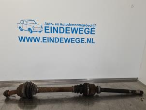 Gebruikte Aandrijfas rechts-voor Peugeot 407 SW (6E) 1.6 HDi 16V Prijs € 40,00 Margeregeling aangeboden door Auto- en demontagebedrijf Eindewege