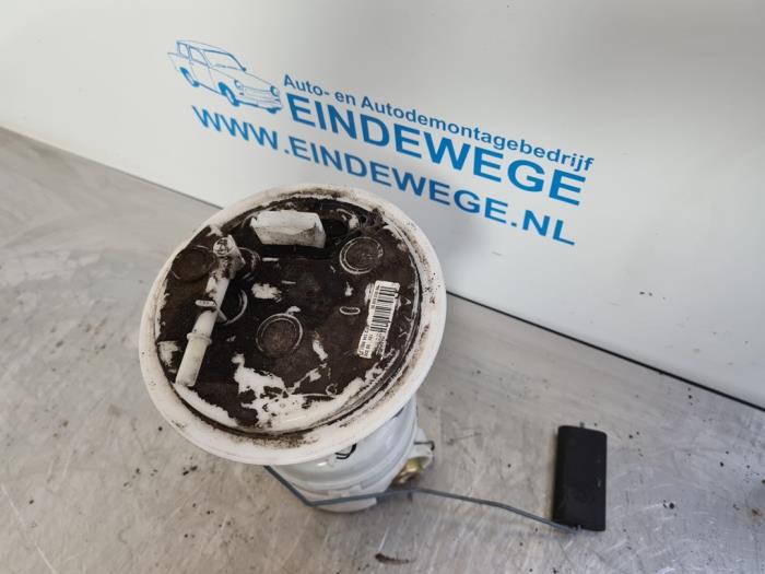 Gebruikte Tank element Pomp Citroen C4 Coupé (LA) 1.6 16V Prijs € 30,00 Margeregeling aangeboden door Auto- en demontagebedrijf Eindewege