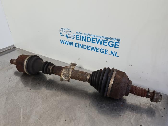 Gebruikte Aandrijfas links-voor Renault Espace (JK) 3.5 V6 24V Phase I Prijs € 40,00 Margeregeling aangeboden door Auto- en demontagebedrijf Eindewege