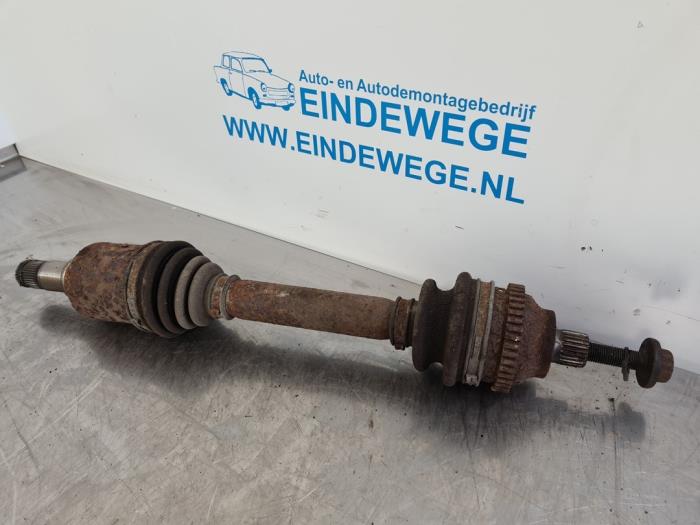 Gebruikte Aandrijfas links-achter Smart Fortwo Coupé (450.3) 0.7 Prijs € 30,00 Margeregeling aangeboden door Auto- en demontagebedrijf Eindewege