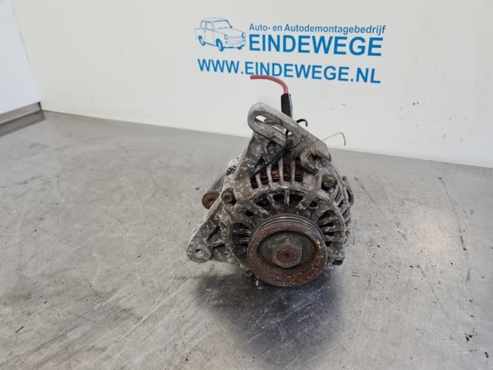 Gebruikte Dynamo Renault Clio II (BB/CB) 1.2 Prijs € 35,00 Margeregeling aangeboden door Auto- en demontagebedrijf Eindewege