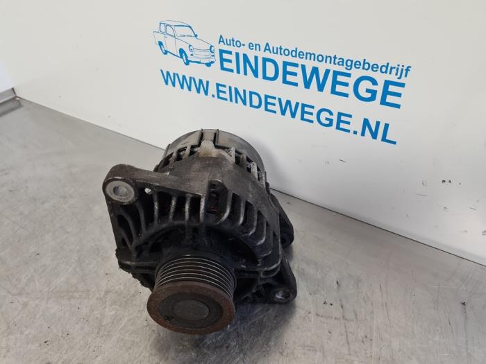 Gebruikte Alternator Fiat Doblo Cargo (223) 1.9 D Prijs € 35,00 Margeregeling aangeboden door Auto- en demontagebedrijf Eindewege