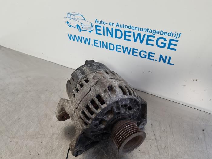 Gebruikte Dynamo BMW 3 serie (E46/4) 316i Prijs € 35,00 Margeregeling aangeboden door Auto- en demontagebedrijf Eindewege