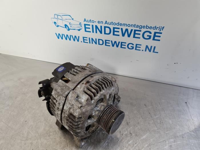 Gebruikte Dynamo Citroen C5 II Break (RE) 2.2 HDiF 16V Prijs € 40,00 Margeregeling aangeboden door Auto- en demontagebedrijf Eindewege