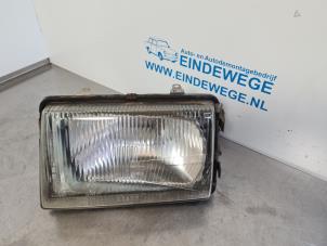 Gebruikte Linker Koplamp Opel Rekord E1/E2/F Prijs € 30,00 Margeregeling aangeboden door Auto- en demontagebedrijf Eindewege