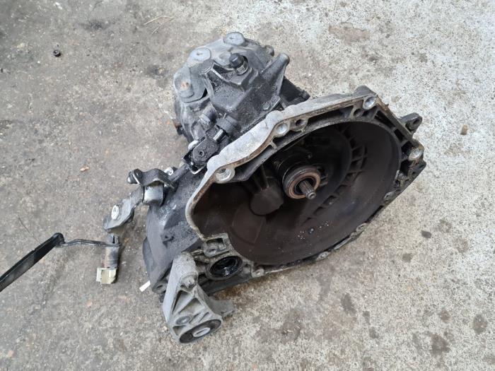 Gebruikte Versnellingsbak Opel Meriva (A) 1.4 16V Twinport Prijs € 150,00 Margeregeling aangeboden door Auto- en demontagebedrijf Eindewege
