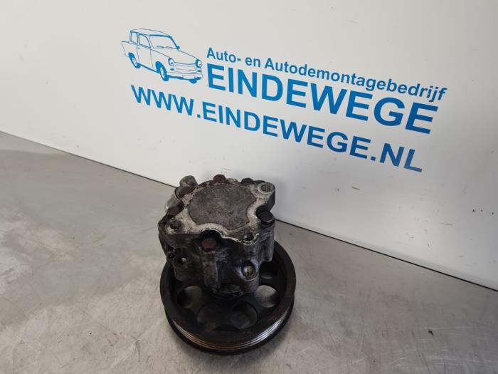 Gebruikte Pomp Servo Saab 9-5 (YS3E) 2.0t 16V Prijs € 50,00 Margeregeling aangeboden door Auto- en demontagebedrijf Eindewege