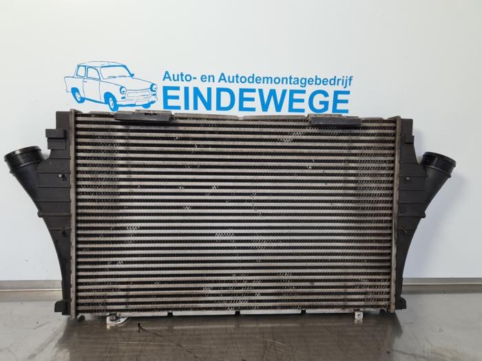Gebruikte Intercooler Opel Vectra C GTS 3.0 CDTI V6 24V Prijs € 50,00 Margeregeling aangeboden door Auto- en demontagebedrijf Eindewege