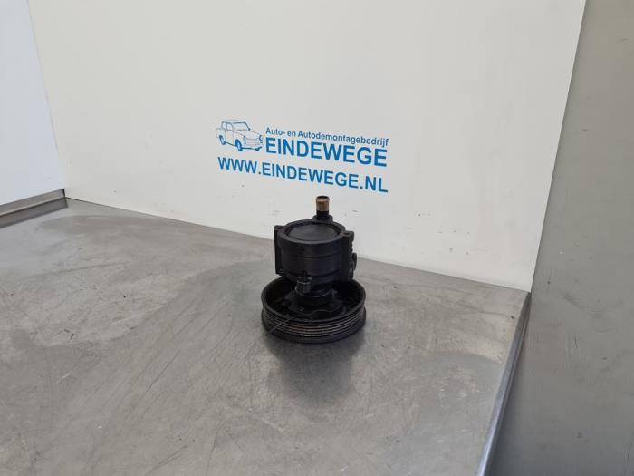 Gebruikte Pomp Servo Peugeot 605 (6B) 3.0 SV,Executive V6 24V Prijs € 50,00 Margeregeling aangeboden door Auto- en demontagebedrijf Eindewege