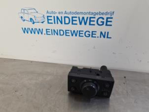 Gebruikte Licht Schakelaar Opel Vectra C GTS 2.2 DIG 16V Prijs € 20,00 Margeregeling aangeboden door Auto- en demontagebedrijf Eindewege