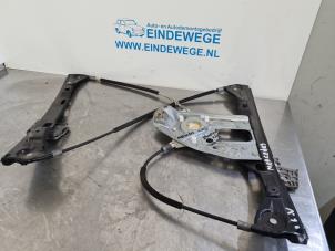 Gebruikte Ruitmechaniek 2Deurs links-voor Mercedes C Sportcoupé (C203) 2.2 C-200 CDI 16V Prijs € 35,00 Margeregeling aangeboden door Auto- en demontagebedrijf Eindewege