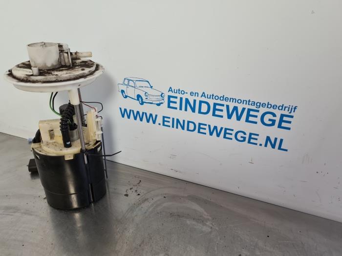 Gebruikte Brandstofpomp Elektrisch Fiat Punto II (188) 1.2 60 S Prijs € 25,00 Margeregeling aangeboden door Auto- en demontagebedrijf Eindewege