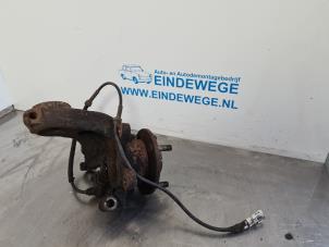 Gebruikte Asschenkel links-voor Ford Cougar (ECX/W) 2.5 24V Prijs € 40,00 Margeregeling aangeboden door Auto- en demontagebedrijf Eindewege