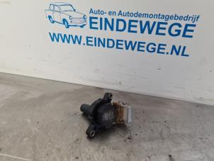 Gebruikte Bobine BMW 7 serie (E38) 735i/iL V8 32V Prijs € 20,00 Margeregeling aangeboden door Auto- en demontagebedrijf Eindewege