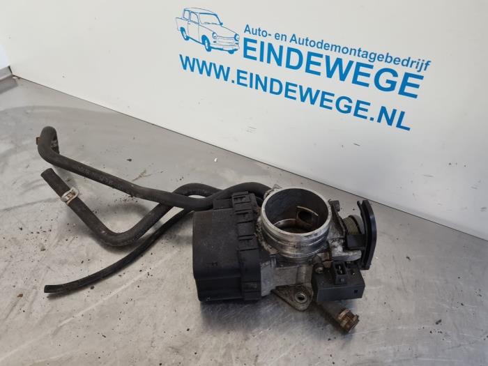 Gebruikte Gasklephuis Saab 9-5 (YS3E) 2.0t 16V Prijs € 65,00 Margeregeling aangeboden door Auto- en demontagebedrijf Eindewege