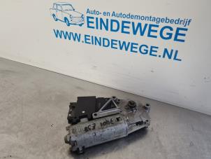 Gebruikte Schuifdak Motor BMW 7 serie (E38) 735i/iL V8 32V Prijs € 30,00 Margeregeling aangeboden door Auto- en demontagebedrijf Eindewege