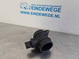 Gebruikte Luchtmassameter BMW 3 serie (E46/4) 316i 16V Prijs € 25,00 Margeregeling aangeboden door Auto- en demontagebedrijf Eindewege