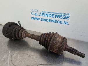 Gebruikte Homokineetas rechts-voor Mercedes Vito (638.0) 2.2 CDI 108 16V Prijs € 50,00 Margeregeling aangeboden door Auto- en demontagebedrijf Eindewege