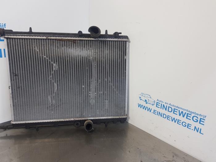 Gebruikte Radiateur Citroen Xsara Picasso (CH) 1.8 16V Prijs € 25,00 Margeregeling aangeboden door Auto- en demontagebedrijf Eindewege