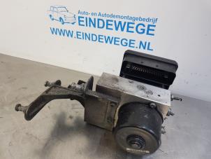 Gebruikte ABS Pomp Mercedes C (W203) 2.2 C-200 CDI 16V Prijs € 70,00 Margeregeling aangeboden door Auto- en demontagebedrijf Eindewege