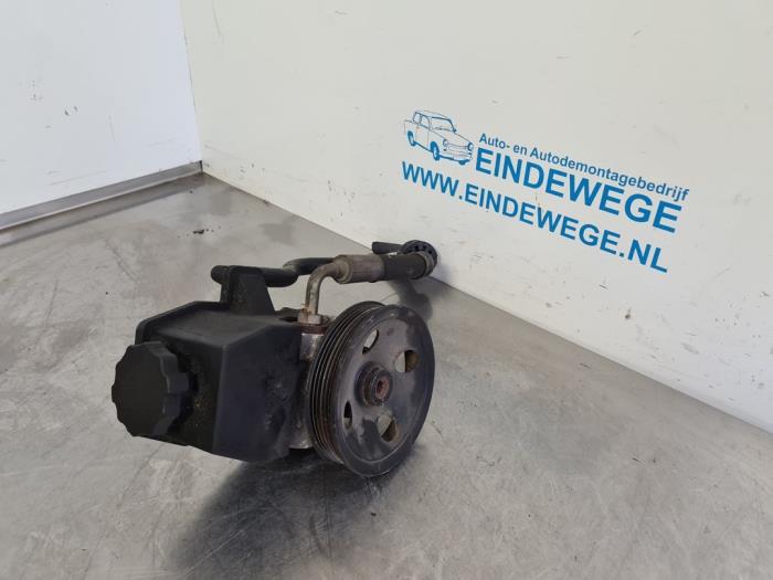 Gebruikte Servopomp Mercedes CLK (C208) 2.3 230K Evo 16V Prijs € 40,00 Margeregeling aangeboden door Auto- en demontagebedrijf Eindewege