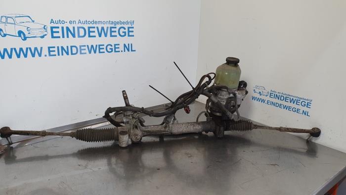 Gebruikte Stuurpomp Opel Astra H SW (L35) 1.6 16V Twinport Prijs € 100,00 Margeregeling aangeboden door Auto- en demontagebedrijf Eindewege