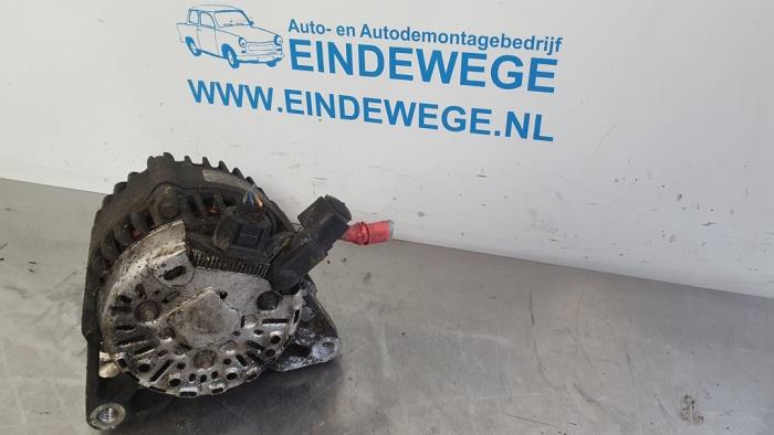 Gebruikte Dynamo Ford Fiesta 5 (JD/JH) 1.4 TDCi Prijs € 35,00 Margeregeling aangeboden door Auto- en demontagebedrijf Eindewege