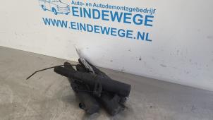 Gebruikte Bobine Renault Laguna II (BG) 1.8 16V Prijs € 40,00 Margeregeling aangeboden door Auto- en demontagebedrijf Eindewege