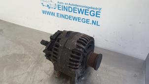 Gebruikte Dynamo Renault Laguna II (BG) 1.8 16V Prijs € 35,00 Margeregeling aangeboden door Auto- en demontagebedrijf Eindewege