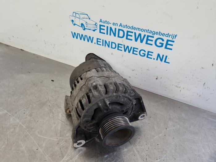 Gebruikte Dynamo BMW 3 serie (E36/4) 316i Prijs € 30,00 Margeregeling aangeboden door Auto- en demontagebedrijf Eindewege