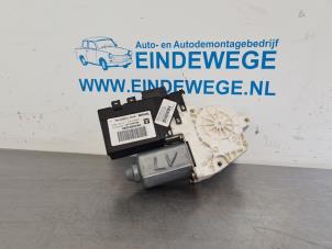 Gebruikte Motor electrisch raam Citroen C5 I Berline (DC) 1.8 16V Prijs € 20,00 Margeregeling aangeboden door Auto- en demontagebedrijf Eindewege