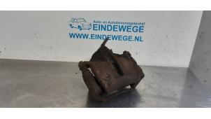 Gebruikte Remklauw (Tang) links-voor Jaguar X-type Estate 2.0 V6 24V Prijs € 50,00 Margeregeling aangeboden door Auto- en demontagebedrijf Eindewege