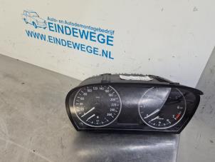 Gebruikte Instrumentenpaneel BMW 3 serie (E90) 320i 16V Prijs € 75,00 Margeregeling aangeboden door Auto- en demontagebedrijf Eindewege