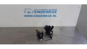 Gebruikte Cilinderslotenset (compleet) BMW 3 serie (E90) 320i 16V Prijs € 60,00 Margeregeling aangeboden door Auto- en demontagebedrijf Eindewege