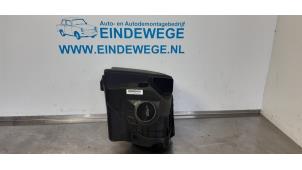 Gebruikte Luchtfilterhuis BMW 3 serie (E90) 320i 16V Prijs € 50,00 Margeregeling aangeboden door Auto- en demontagebedrijf Eindewege